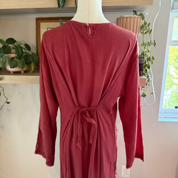 Vintage Boho Floral Embroidered Maxi Dress Pink One Size Hippie Lagenlook Artsy - Picture 8 of 12